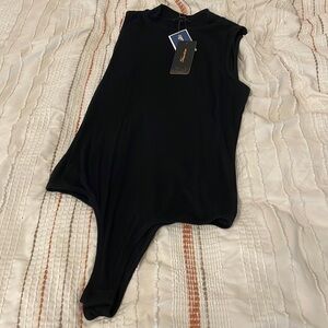 5 for $5. Nwt ribbed high neck sleeess body suit. Size large